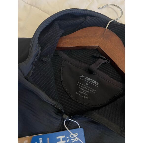 Brooks Men's Notch Thermal Hoodie - Picture 6 of 12